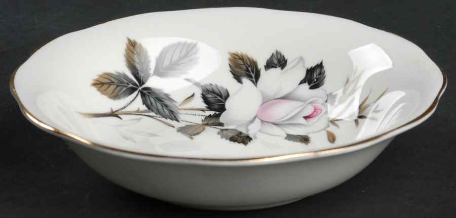 Queen's Messenger Fruit/Dessert (Sauce) Bowl by Royal Albert-1