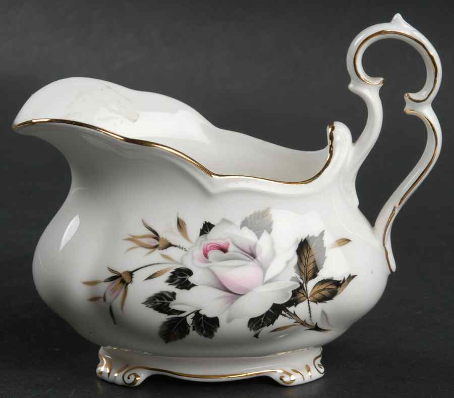 Queen's Messenger Creamer by Royal Albert-1