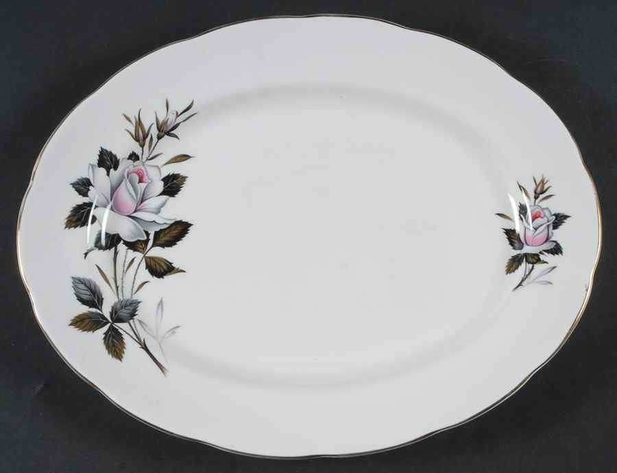 Queen's Messenger 13" Oval Serving Platter by Royal Albert-1
