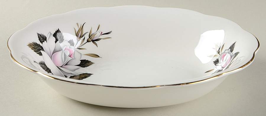 Queen's Messenger 9" Oval Vegetable Bowl by Royal Albert-1