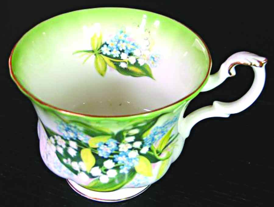 Radiance Series Footed Cup by Royal Albert-1