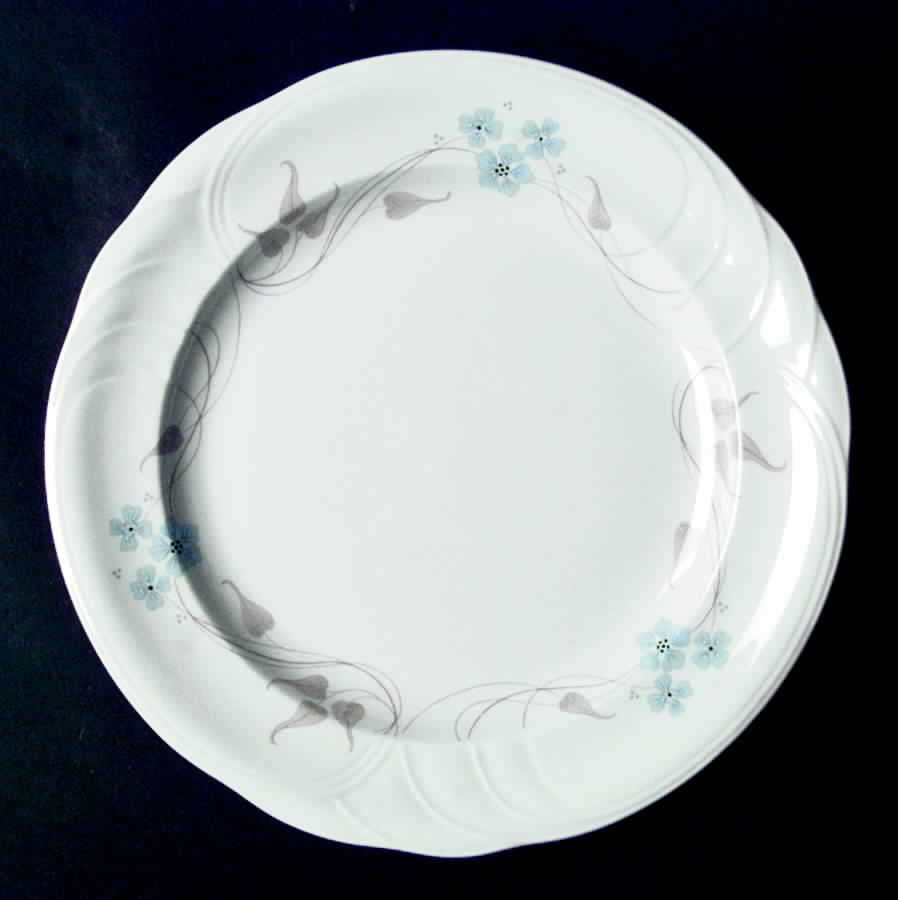 Remembrance Dinner Plate by Royal Albert-1