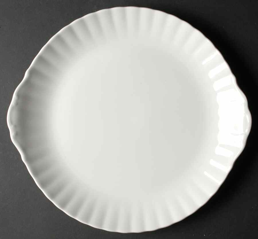 Reverie Handled Cake Plate by Royal Albert-1