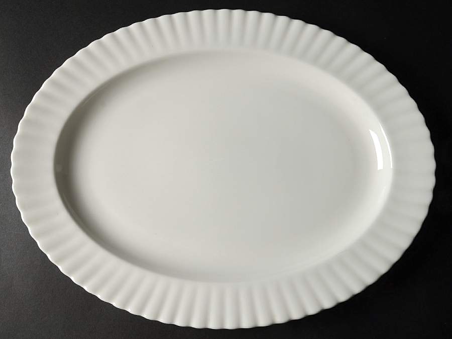 Reverie 16" Oval Serving Platter by Royal Albert-1