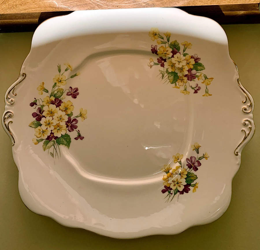 ROA11 Handled Cake Plate by Royal Albert-1