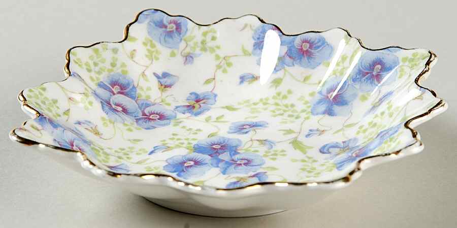 ROA18 (Gold Trim) Small Square Sweet Meat Dish by Royal Albert-1