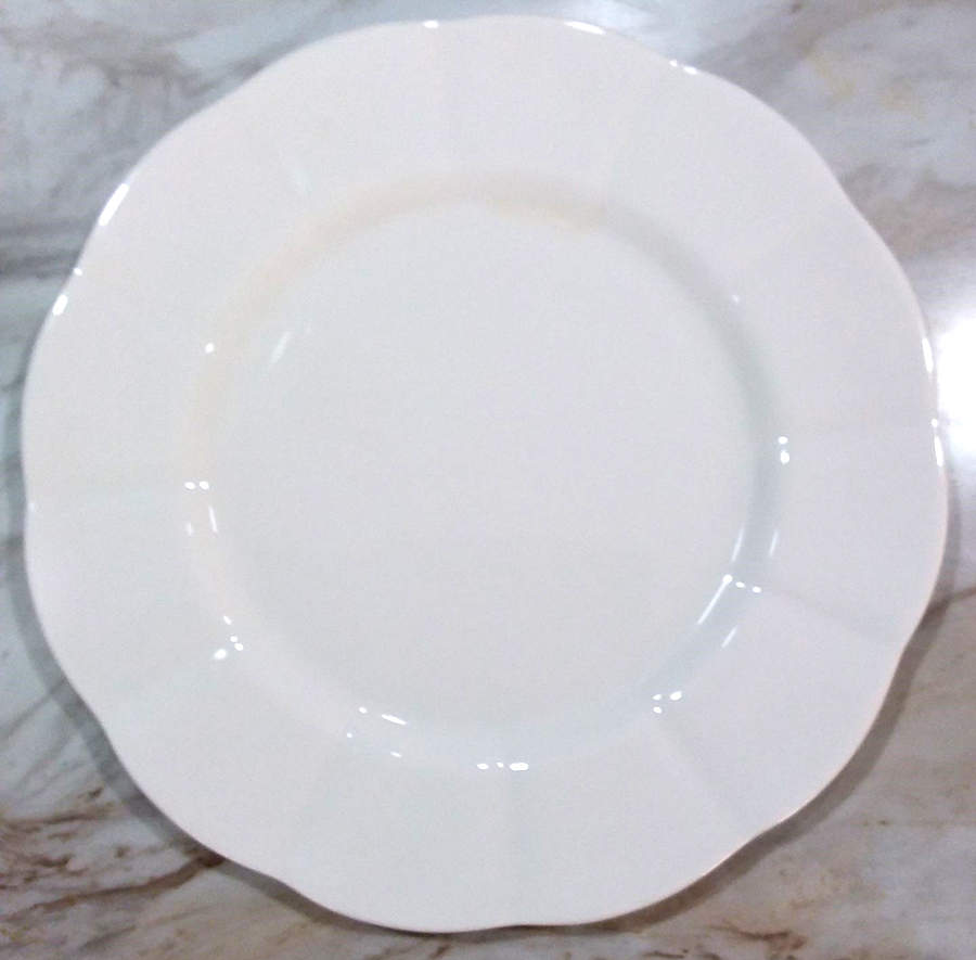 ROA23 Salad Plate by Royal Albert-1