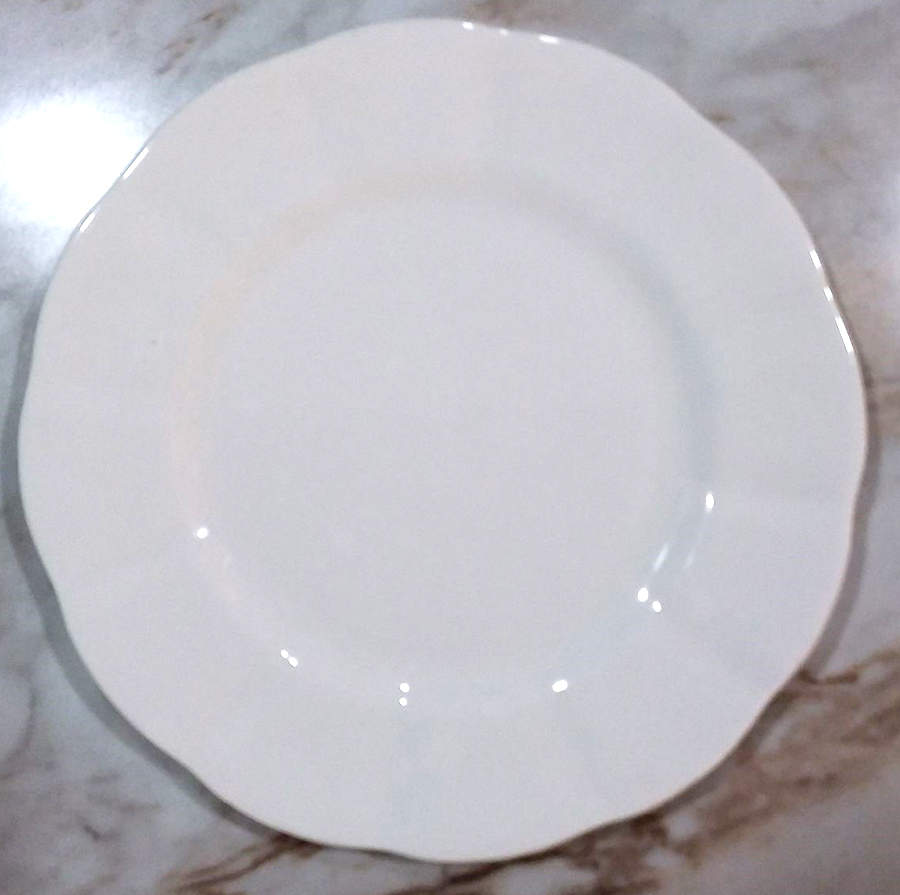 ROA23 Bread & Butter Plate by Royal Albert-1