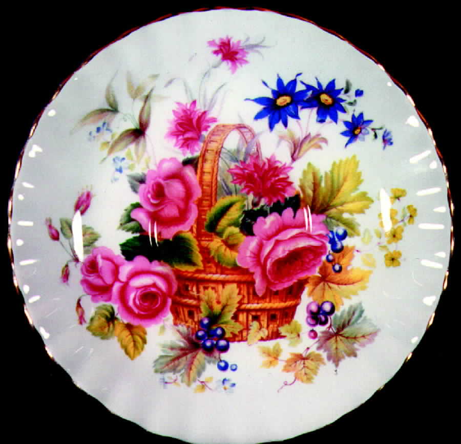 ROA32 Saucer by Royal Albert-1