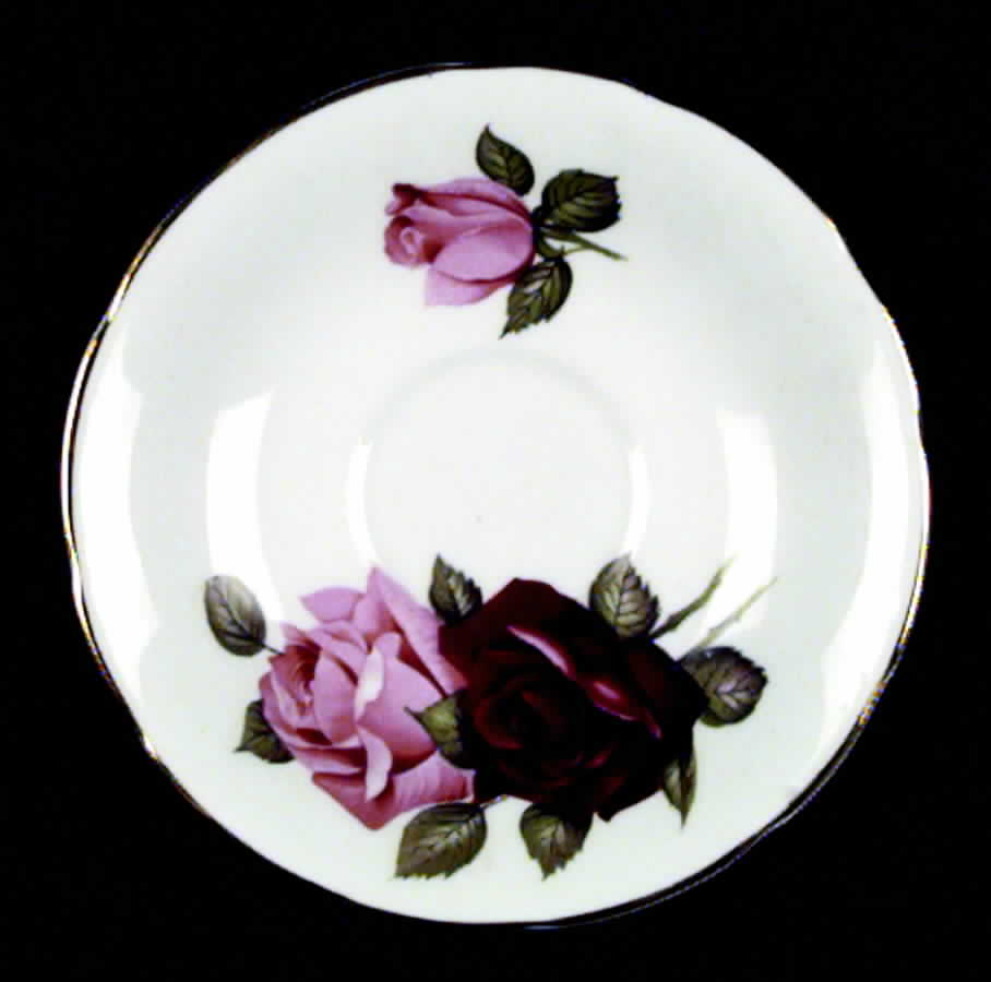 ROA5 Saucer by Royal Albert-1