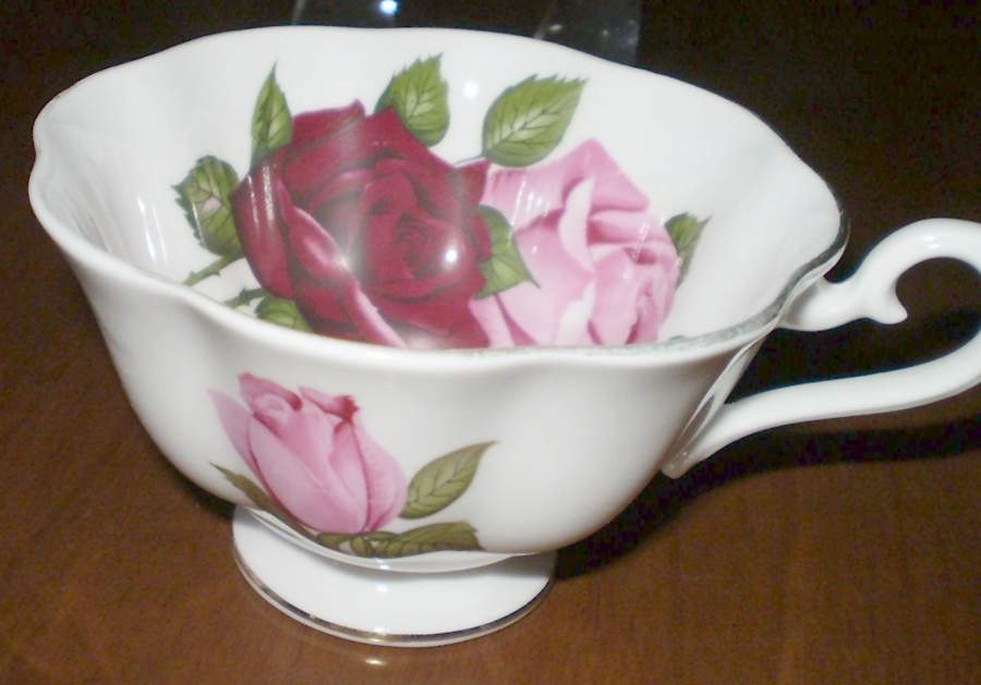 ROA5 Footed Cup by Royal Albert-1