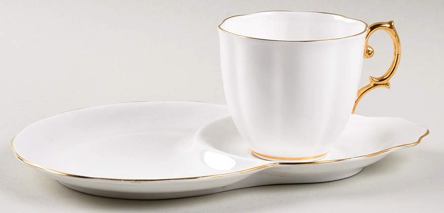ROA8 Dessert Plate & Cup Set by Royal Albert-1