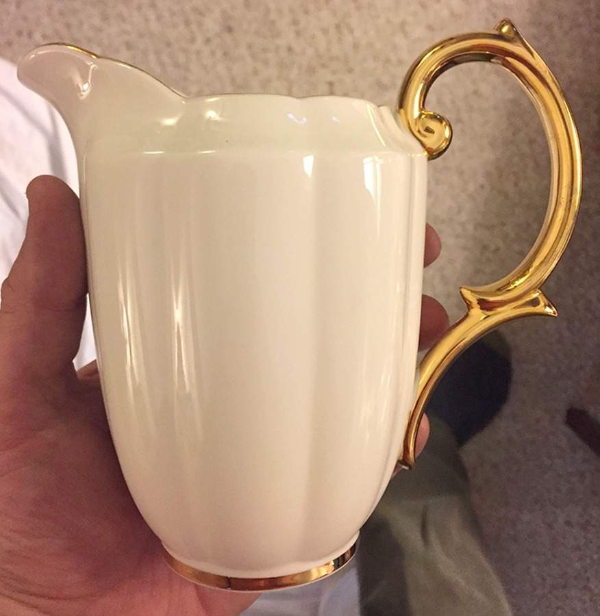 ROA8 24 Oz Pitcher by Royal Albert-1