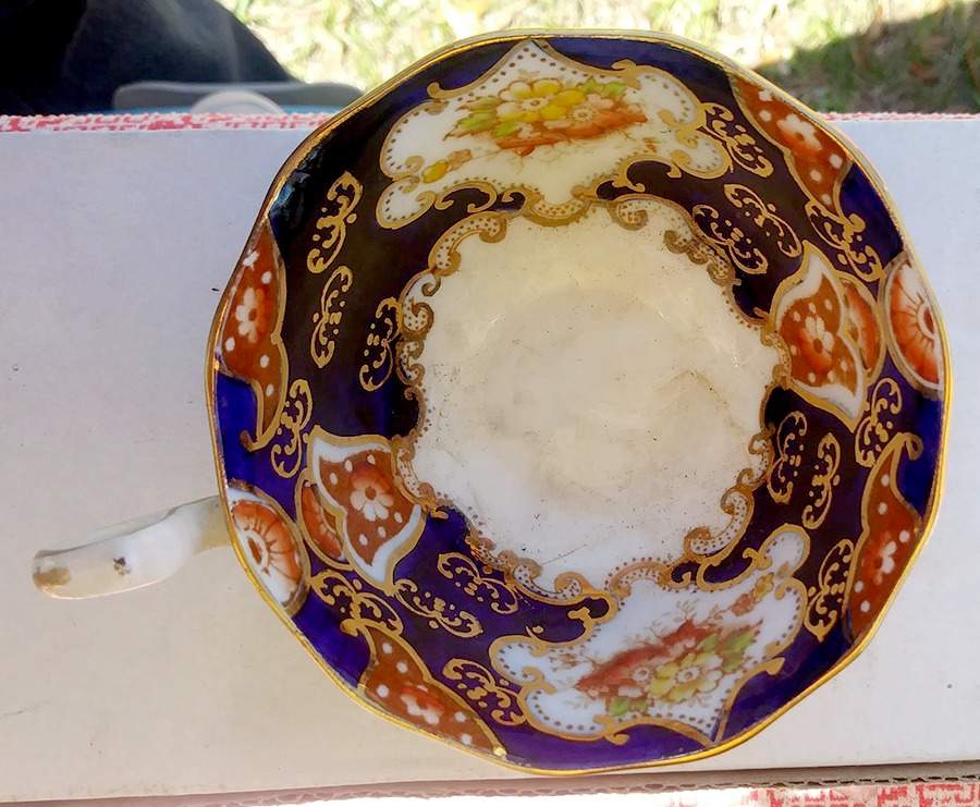 5964 Saucer by Royal Albert-1