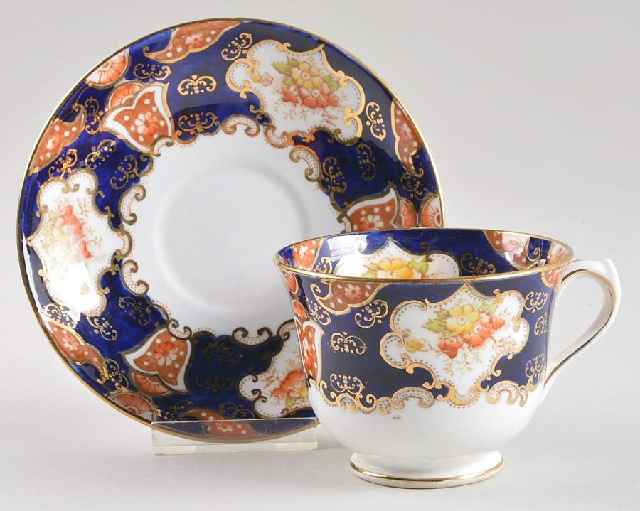 5964 Breakfast Cup & Saucer Set by Royal Albert-1