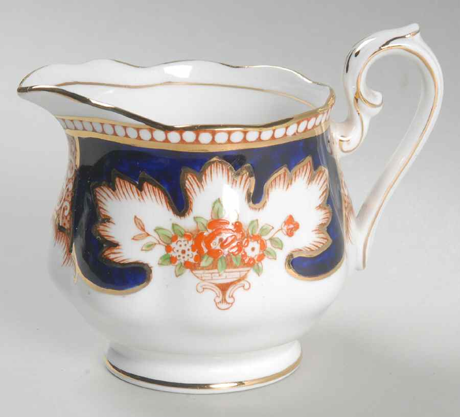Royalty Creamer by Royal Albert-1