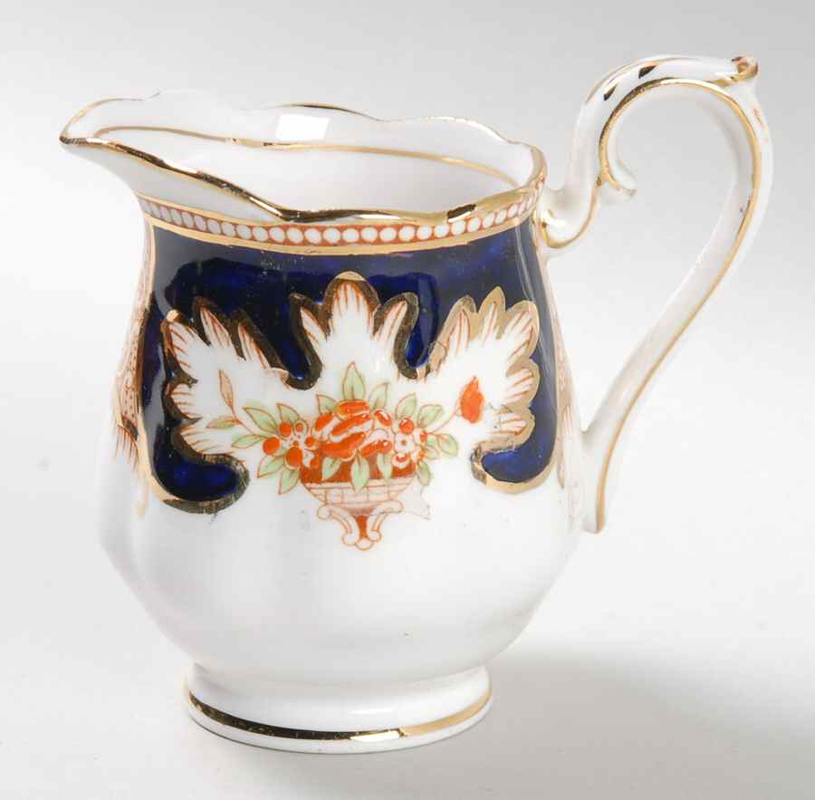 Royalty Mini Creamer by Royal Albert-1