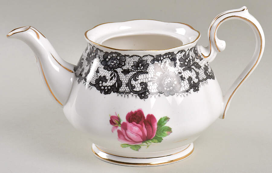 Senorita Mini Teapot No Lid by Royal Albert-1