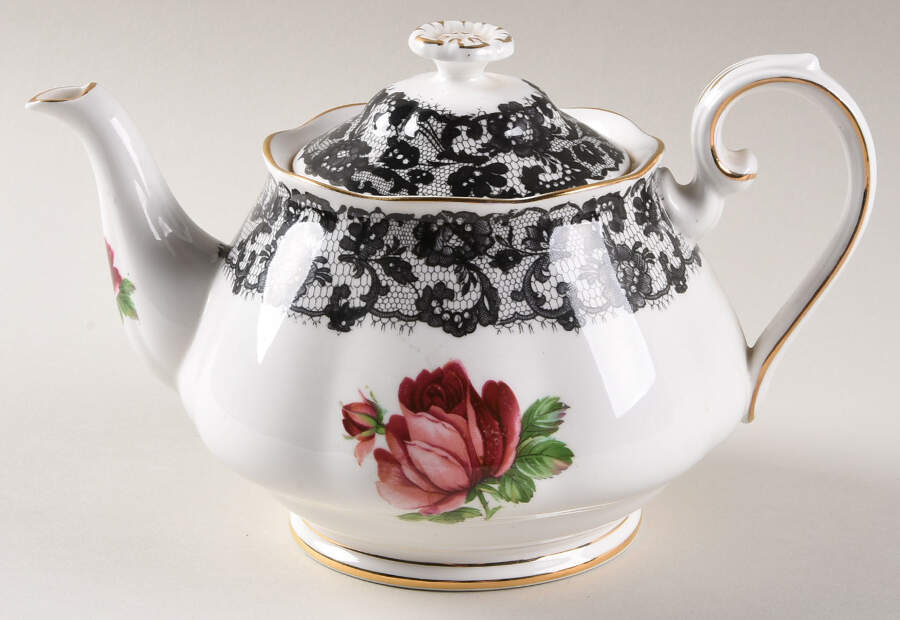 Senorita Small Teapot & Lid by Royal Albert-1