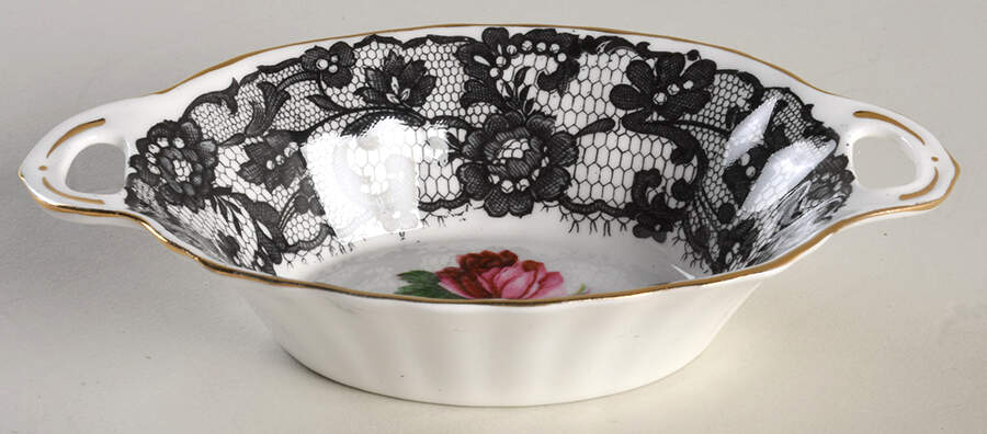 Senorita 5" Oval Sweet Meat Dish by Royal Albert-1