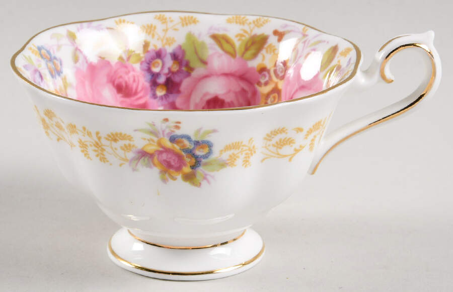 Serena (Thin Gold Trim) Snack Cup by Royal Albert-1