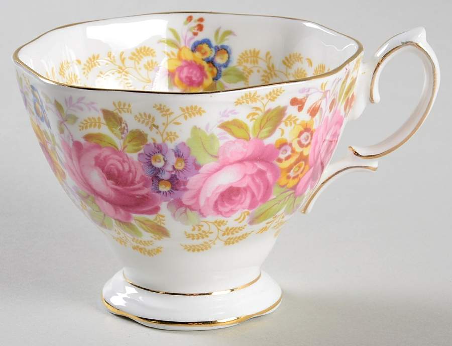 Serena (Thin Gold Trim) Snack Cup by Royal Albert-1