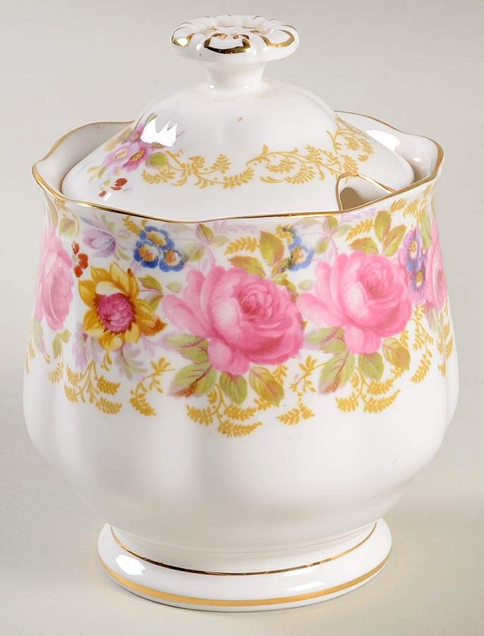 Serena (Thin Gold Trim) Marmalade & Lid by Royal Albert-1