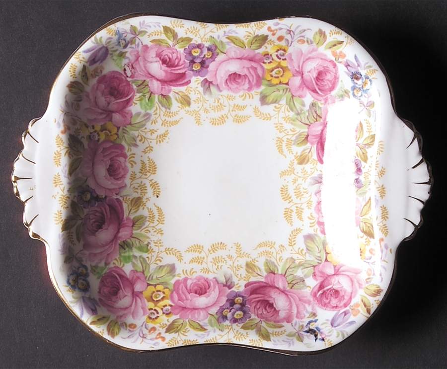 Serena (Thin Gold Trim) Bon Bon by Royal Albert-1
