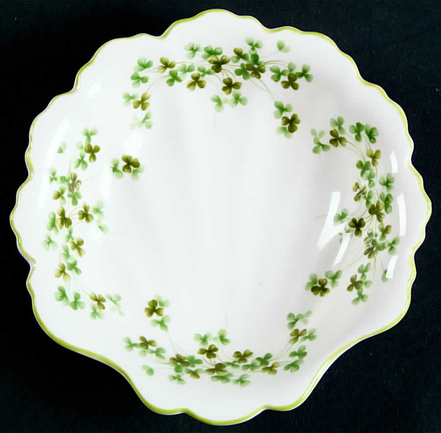 Shamrock (Green Trim, Newer) 5" Shell Shaped Dish by Royal Albert-1