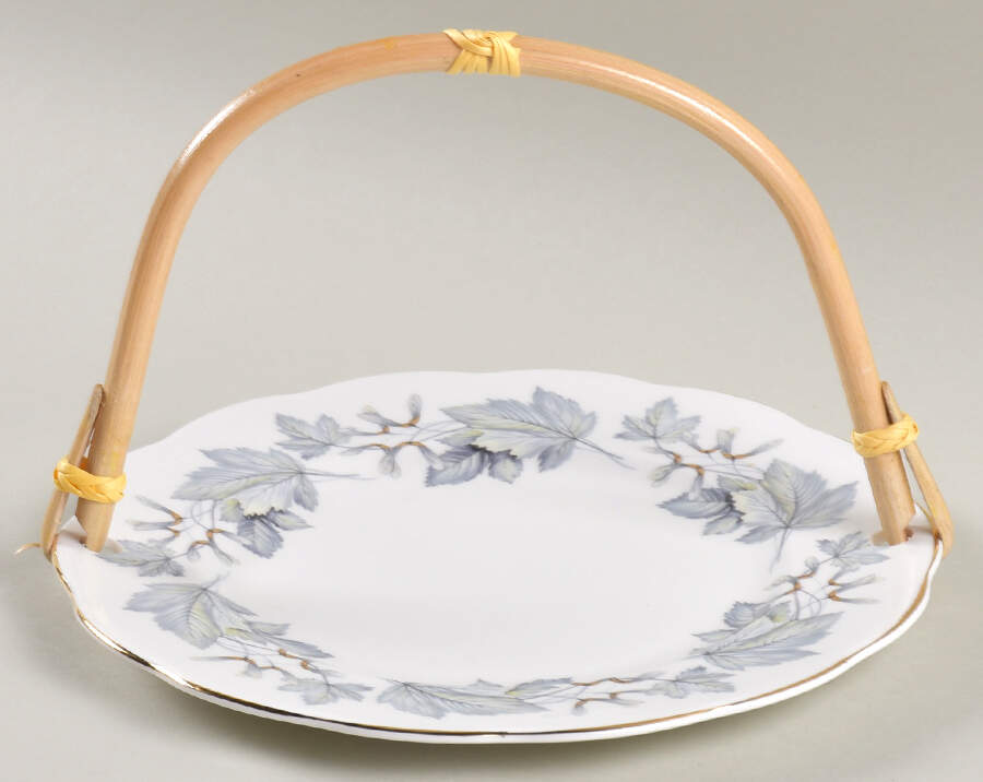 Silver Maple 5 3/8"-5 5/8" Bamboo Handled Serving Plate  HC by Royal Albert-1