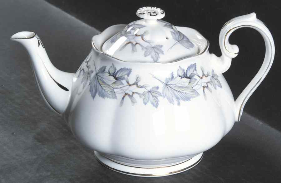 Silver Maple Teapot & Lid by Royal Albert-1