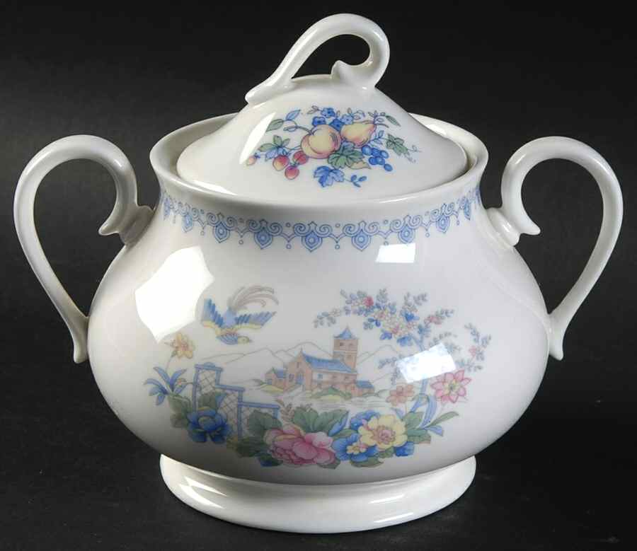 Songbird Sugar Bowl & Lid by Royal Albert-1