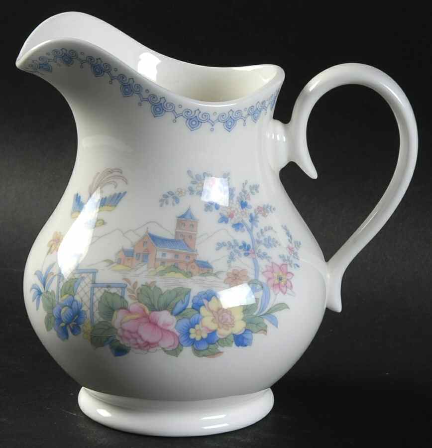 Songbird Creamer by Royal Albert-1