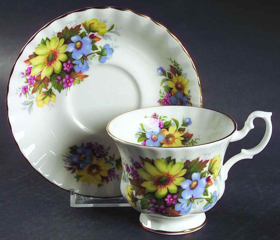 Summertime Series Footed Cup by Royal Albert-1