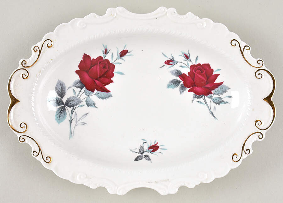 Sweet Romance Relish by Royal Albert-1