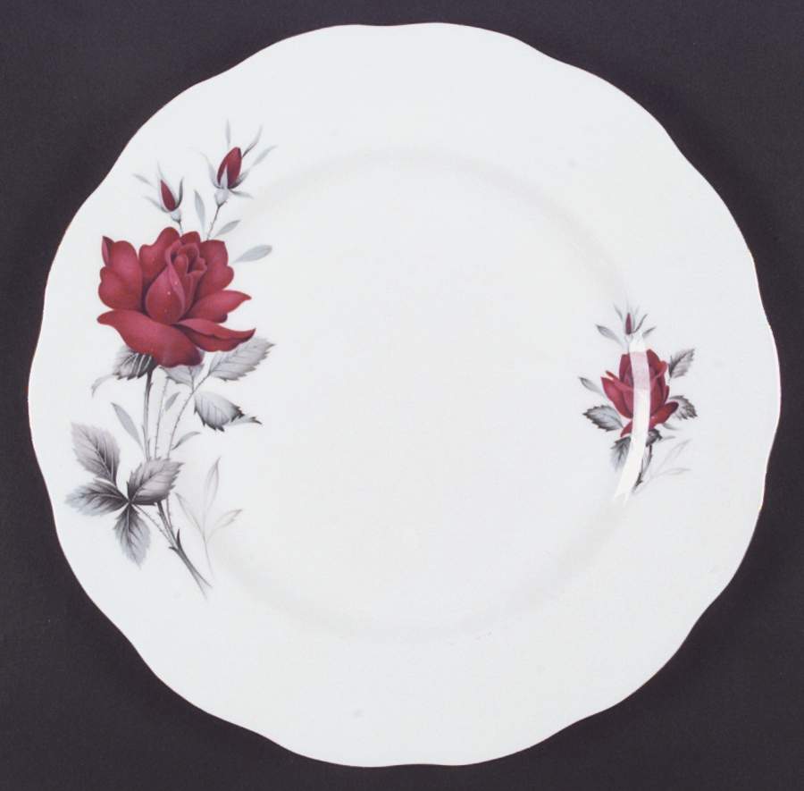Sweet Romance Dinner Plate by Royal Albert-1
