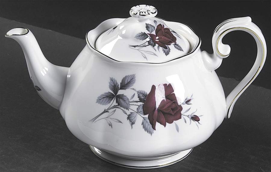 Sweet Romance Teapot & Lid by Royal Albert-1