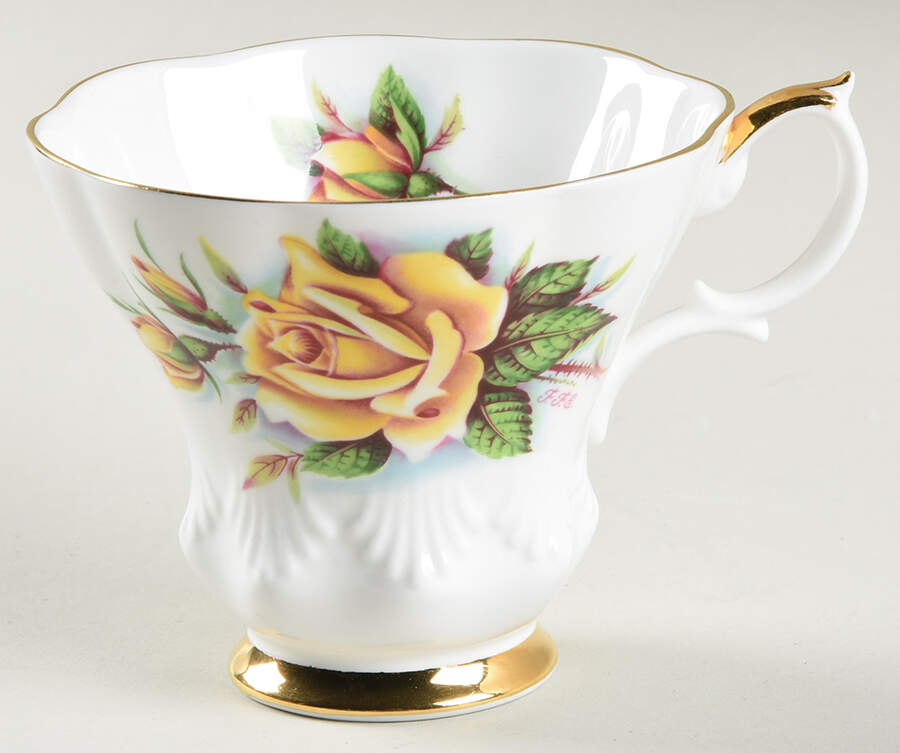 Sweetheart Roses Series Footed Cup by Royal Albert-1
