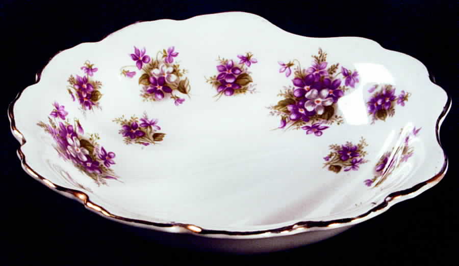 Sweet Violets Small Shell Shaped Dish by Royal Albert-1