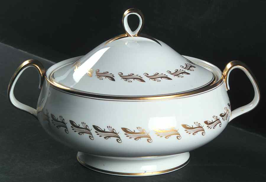 Symphony Round Covered Vegetable by Royal Albert-1
