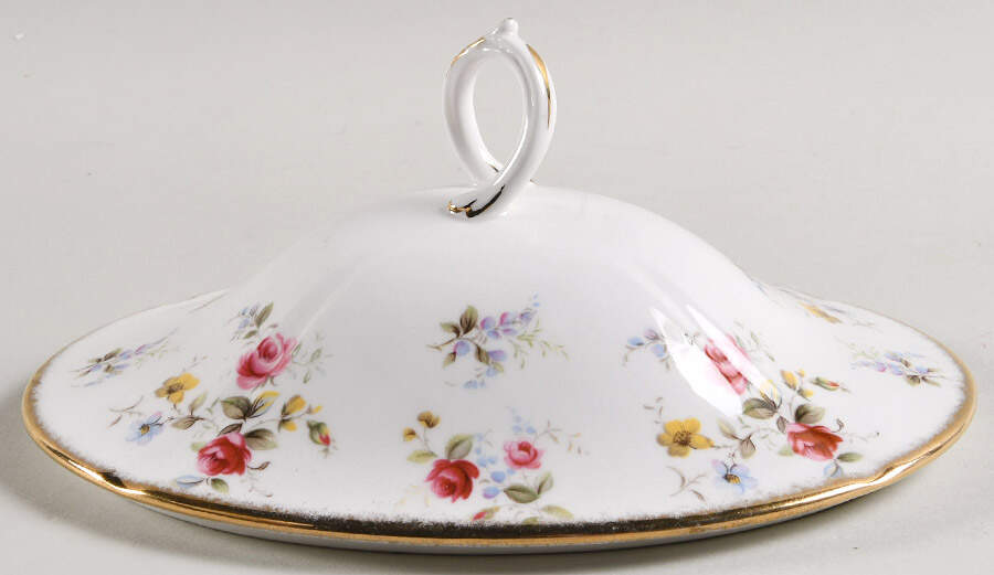 Tenderness Lid for Oval Vegetable by Royal Albert-1