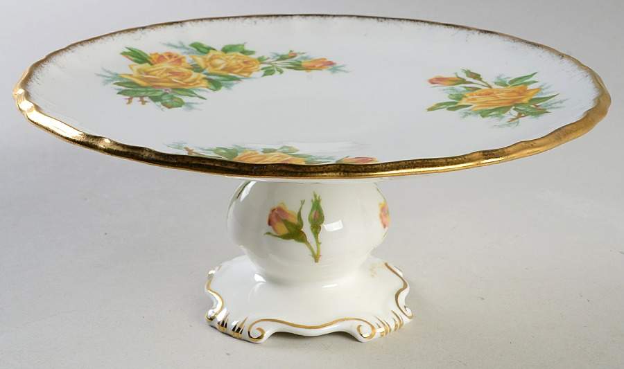 Tea Rose Yellow 9" Diameter Pedestal Cake Stand by Royal Albert-1