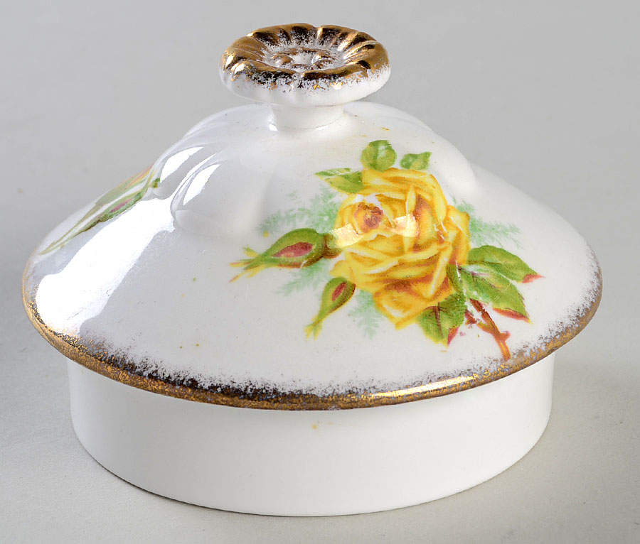 Tea Rose Yellow Lid for Teapot by Royal Albert-1