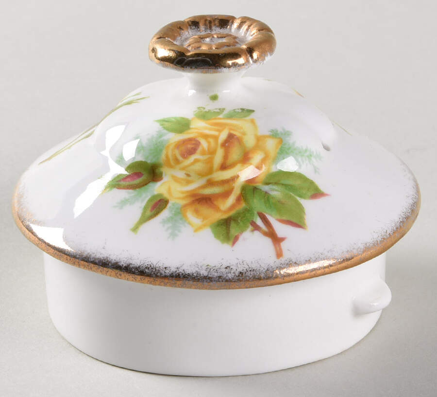 Tea Rose Yellow Lid for Small Teapot by Royal Albert-1