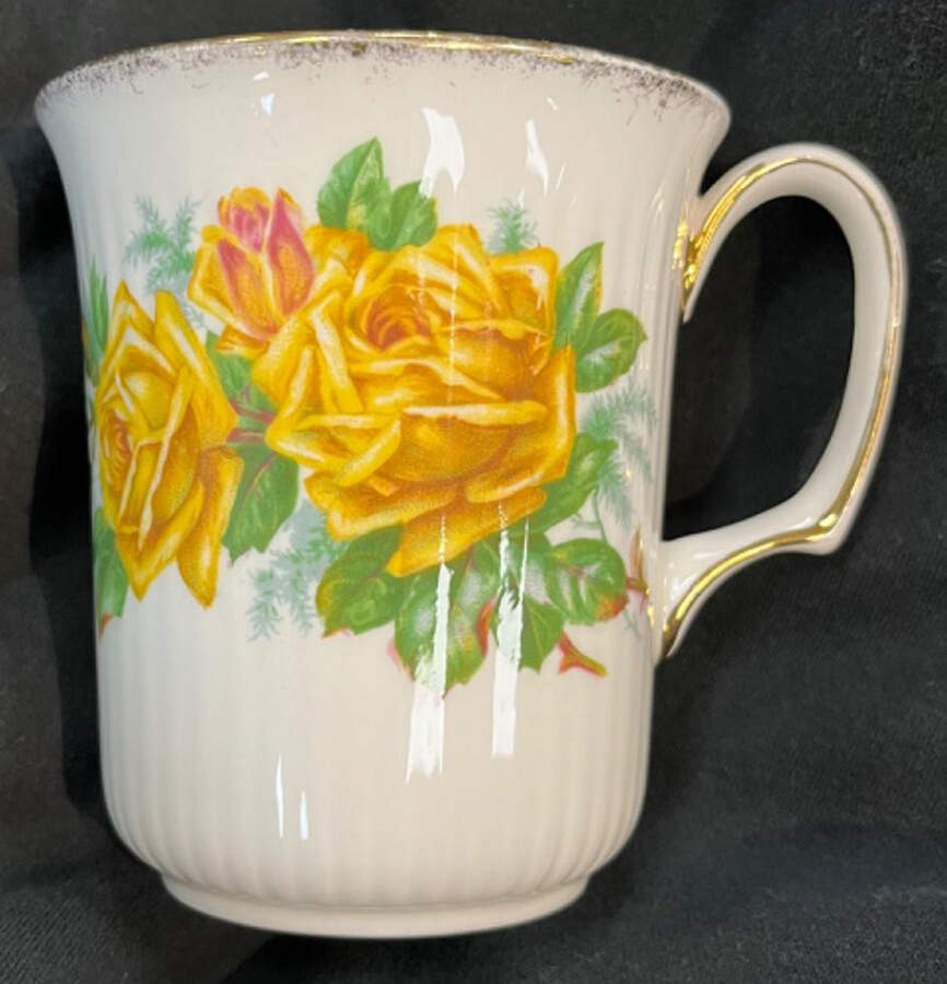 Tea Rose Yellow Mug by Royal Albert-1
