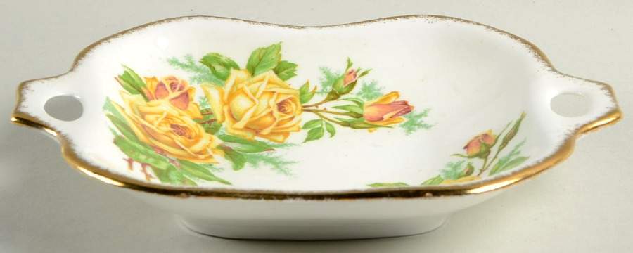 Tea Rose Yellow Bon Bon by Royal Albert-1