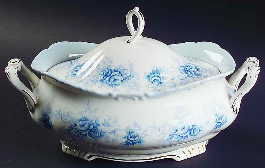 Tiffany Oval Covered Vegetable by Royal Albert-1
