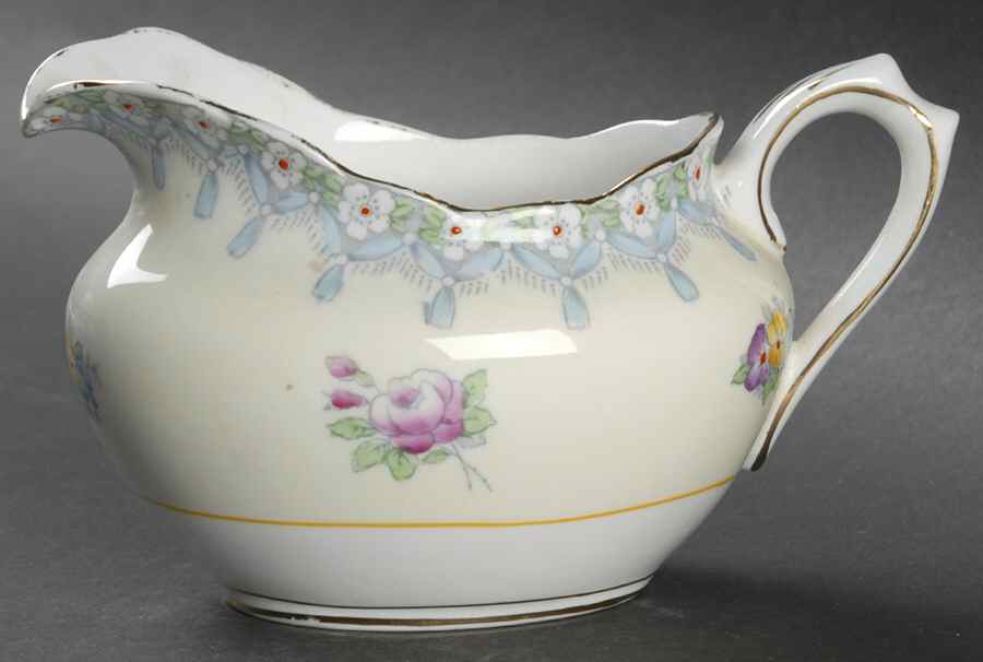 Torquay Creamer by Royal Albert-1