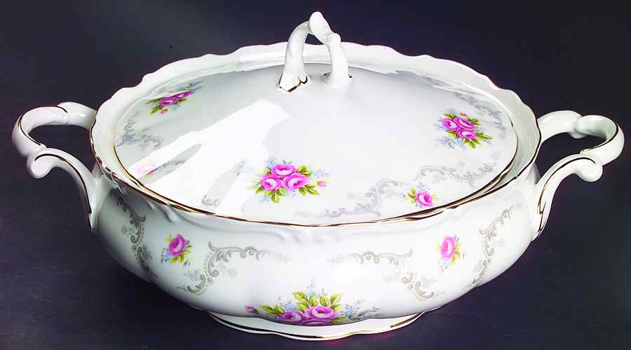 Tranquillity Round Covered Vegetable by Royal Albert-1