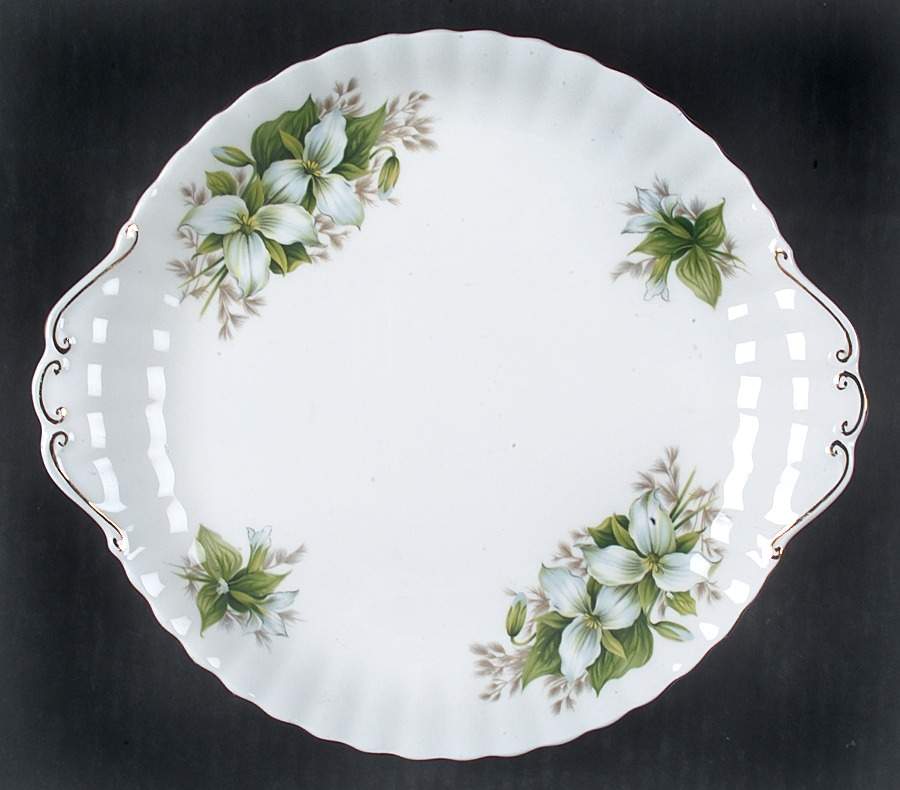 Trillium Handled Cake Plate by Royal Albert-1